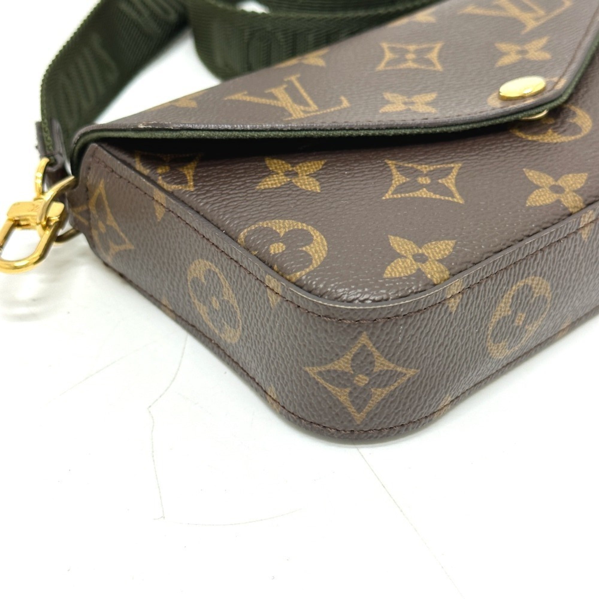 Louis Vuitton Monogram Brown Monogram Pochette Shoulder Bag (Pre-Owned)