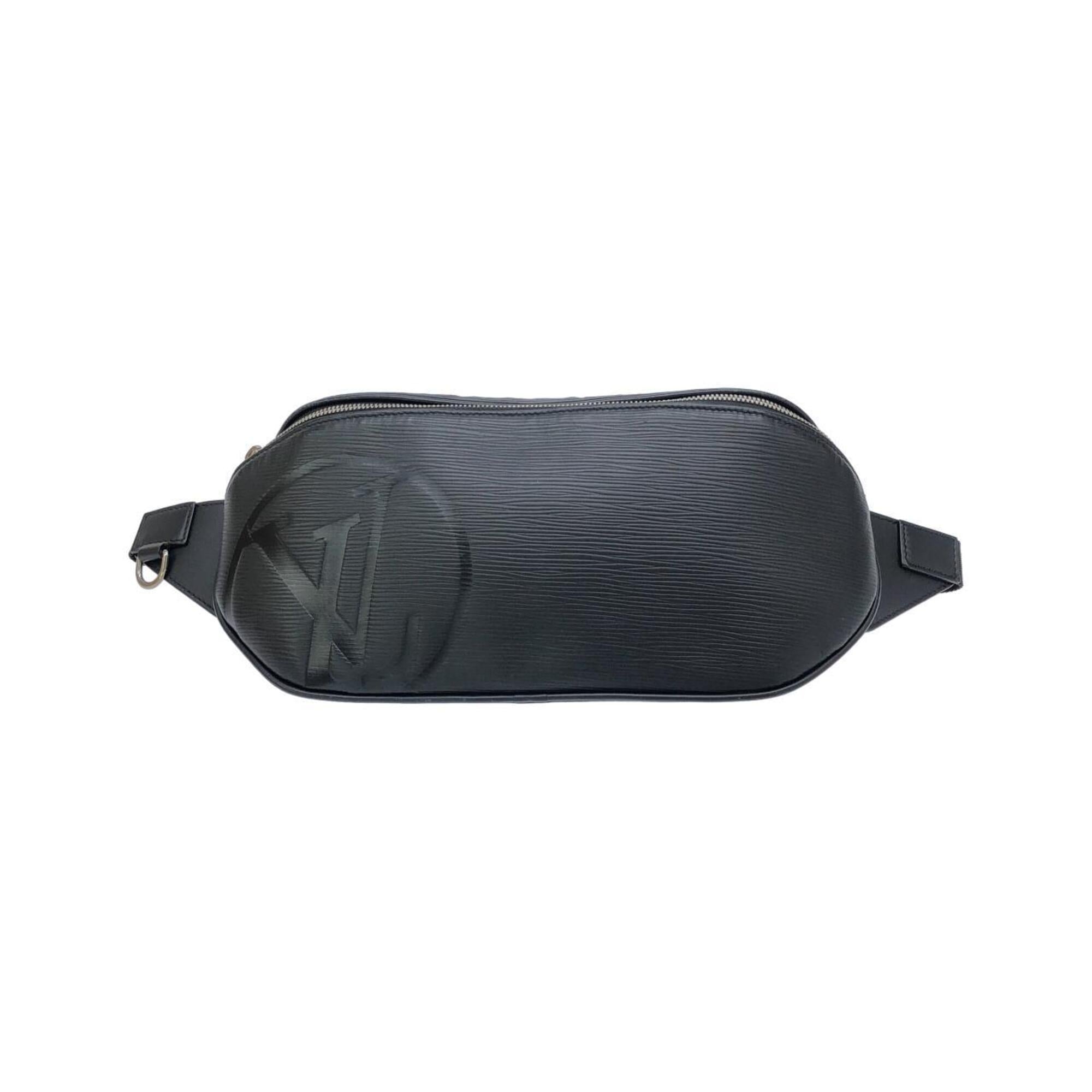 Louis Vuitton Black Leather Shoulder Bag (Pre-Owned)