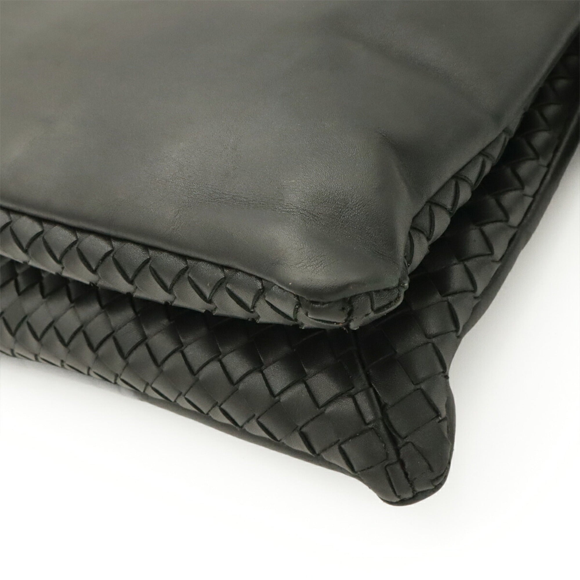Bottega Veneta Black Intrecciato Shoulder Bag (Pre-Owned)