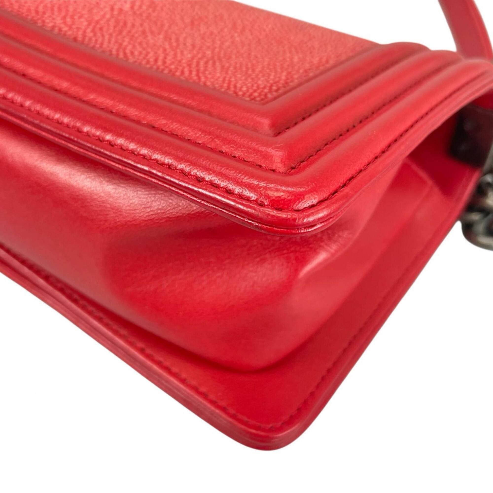 Chanel Red Color Leather Shoulder Bag (Pre-Owned)