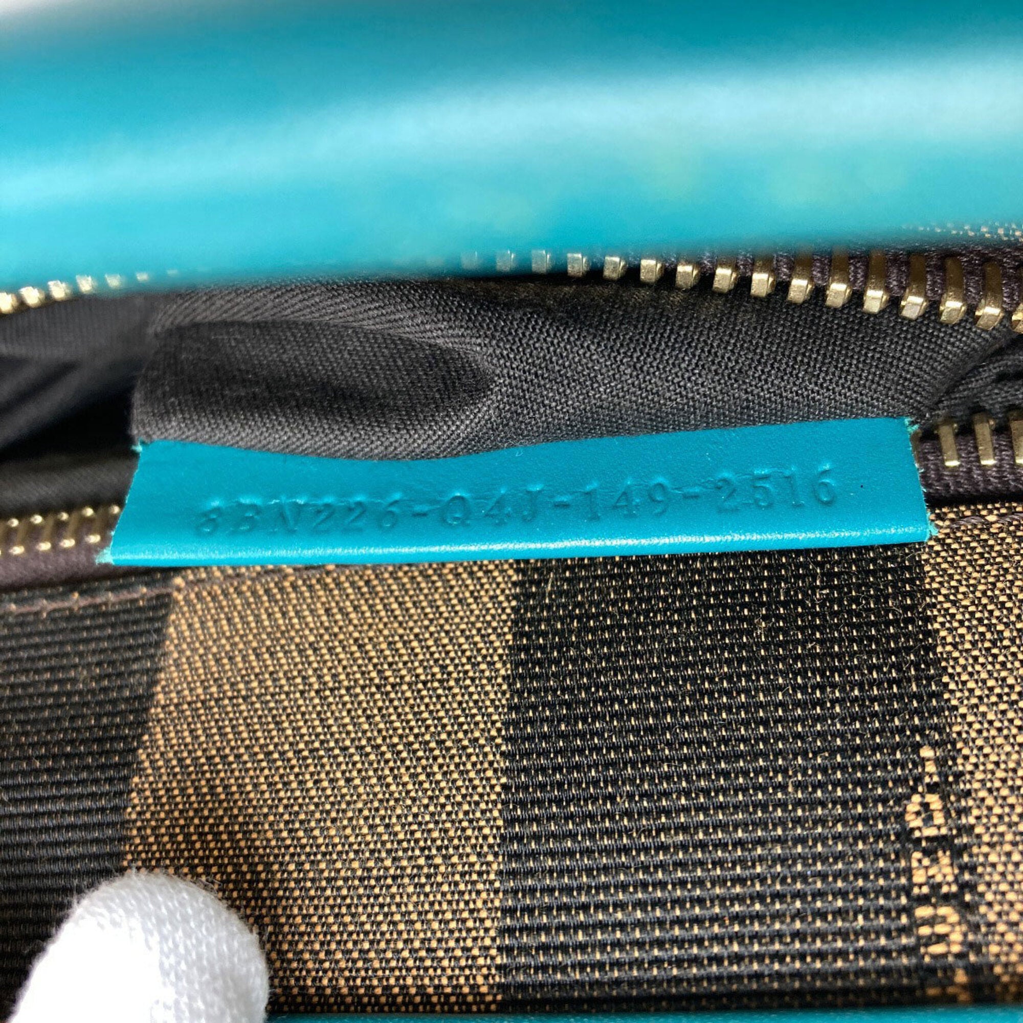 Fendi Turquoise Leather Handbag (Pre-Owned)
