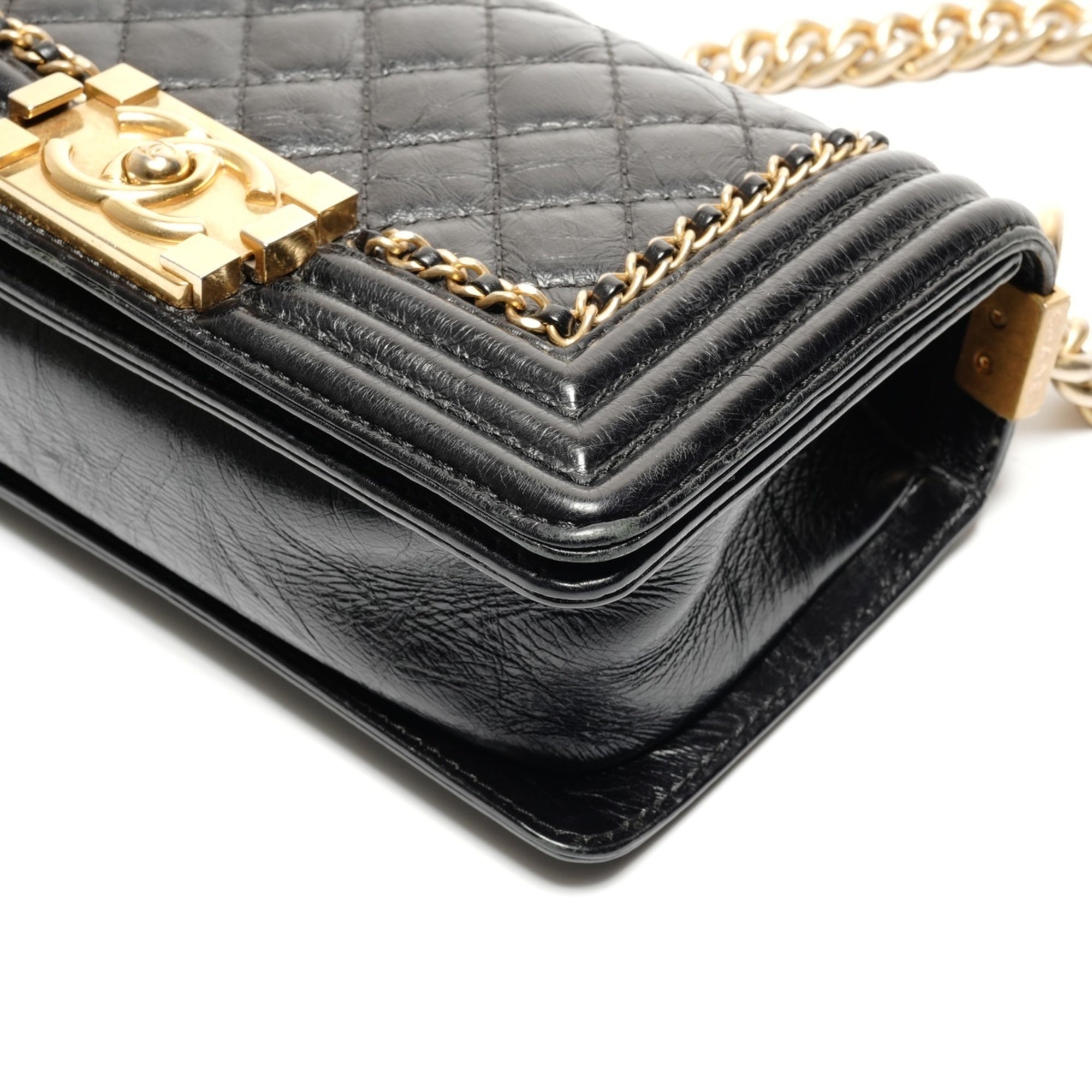 Chanel Black Shoulder Bag (Pre-Owned)