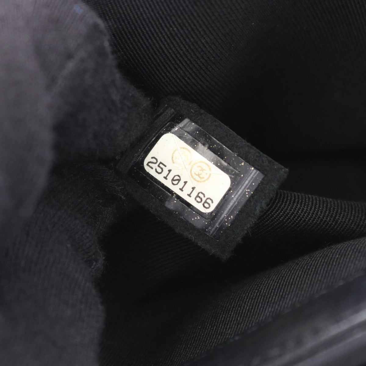 Chanel Black Leather Handbag Shoulder Bag (Pre-Owned)