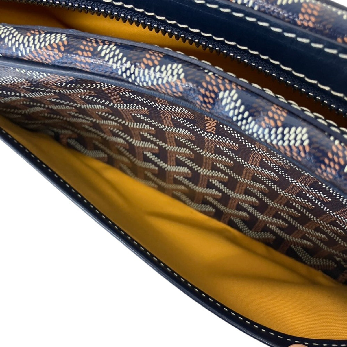 Goyard Blue Navy Shoulder Bag (Pre-Owned)