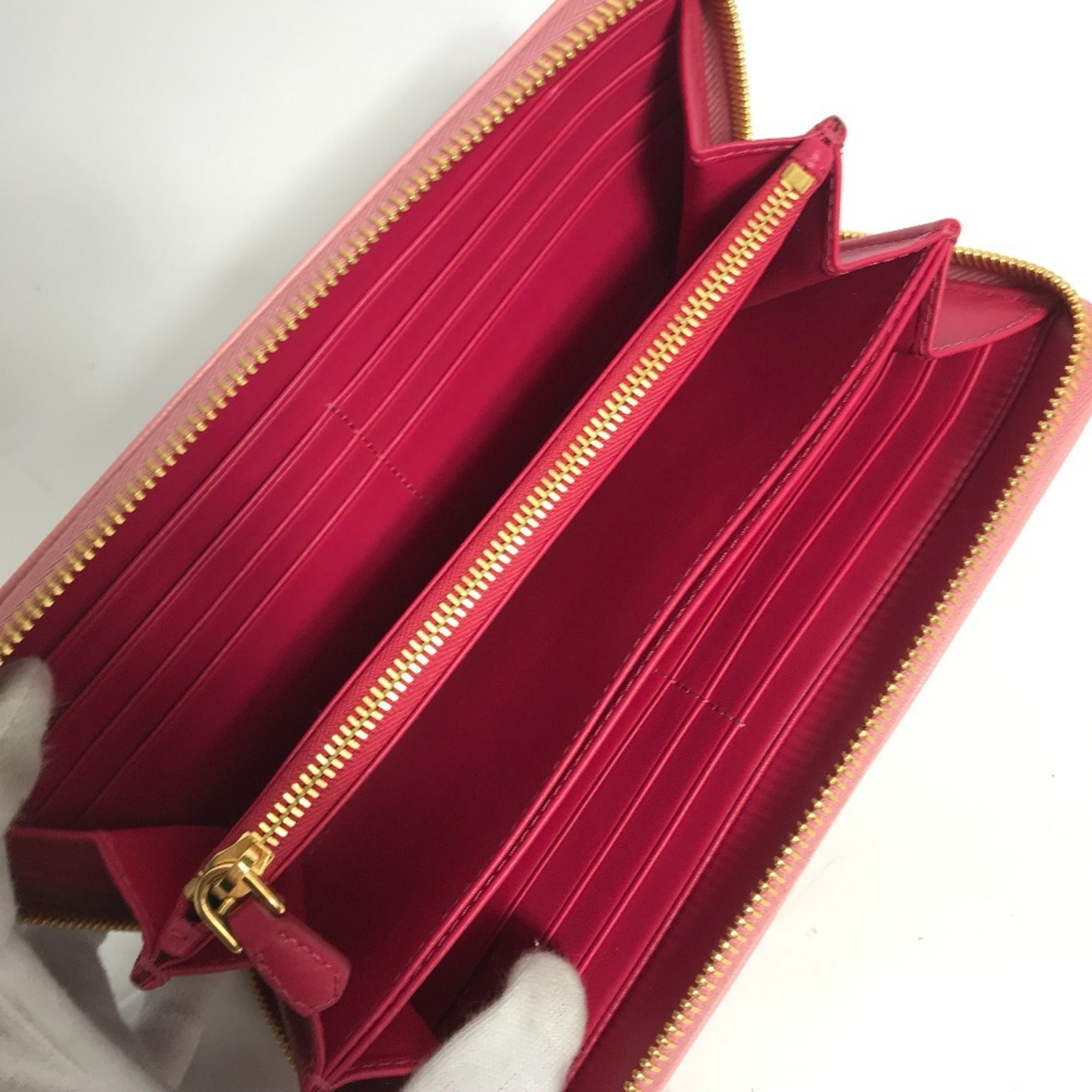 Prada Pink Saffiano Metal Long Wallet (Bi-Fold) (Pre-Owned)