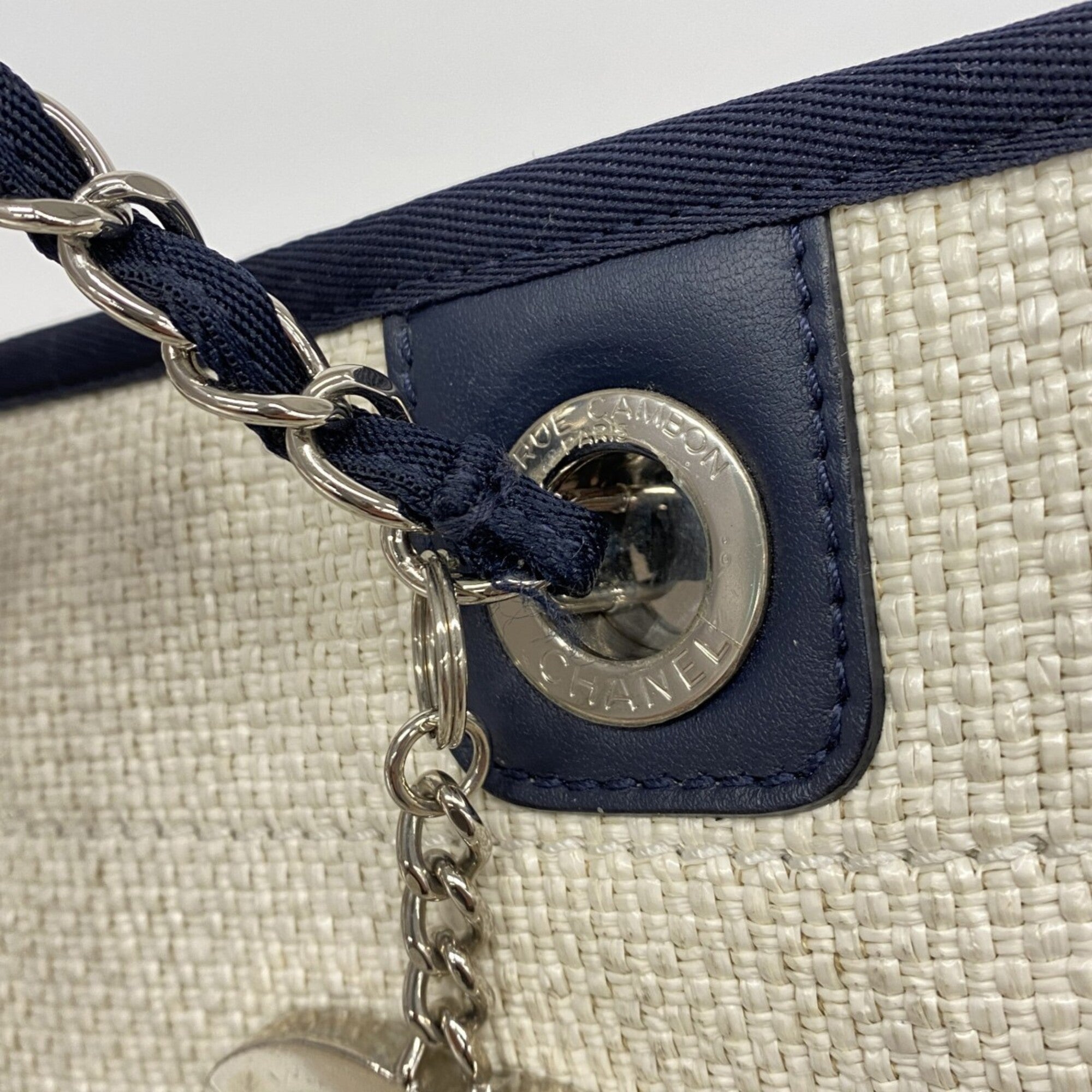 Chanel Ivory Navy Straw Tote Bag (Pre-Owned)