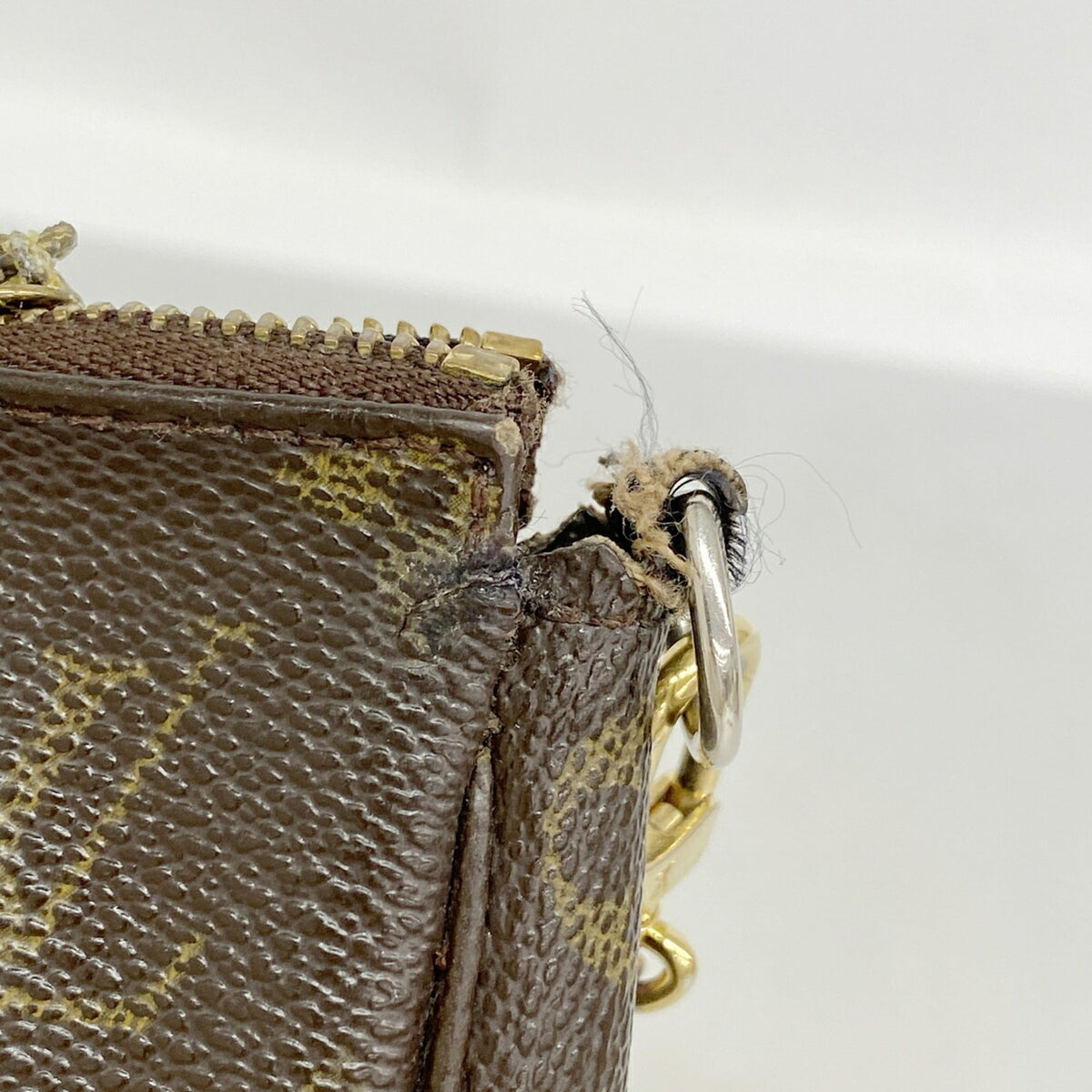 Louis Vuitton Brown Pouch (Pre-Owned)