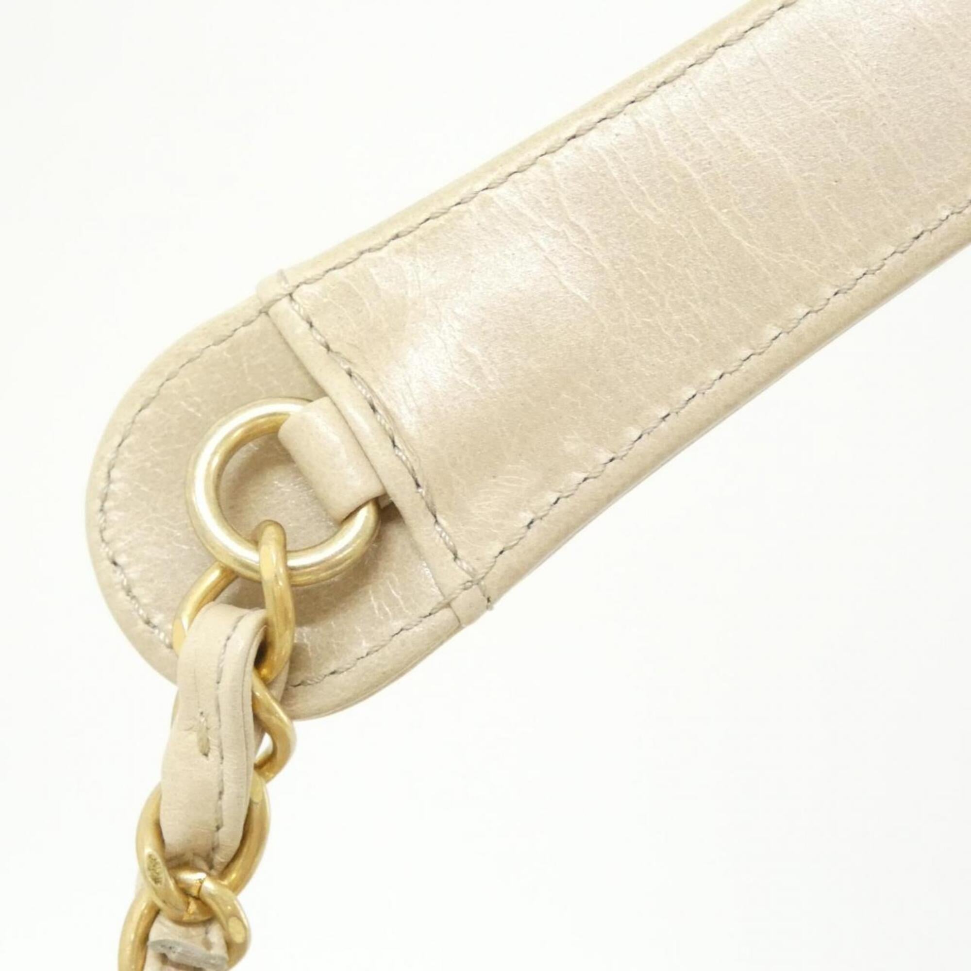 Chanel Beige Leather Handbag (Pre-Owned)