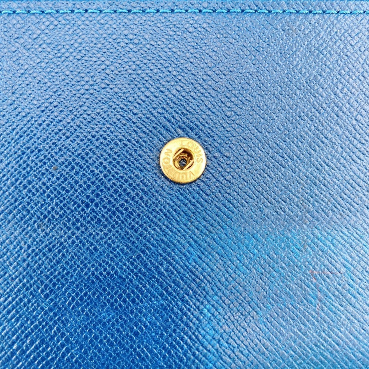 Louis Vuitton Epi Blue Epi Leather Long Wallet (Bi-Fold) (Pre-Owned)