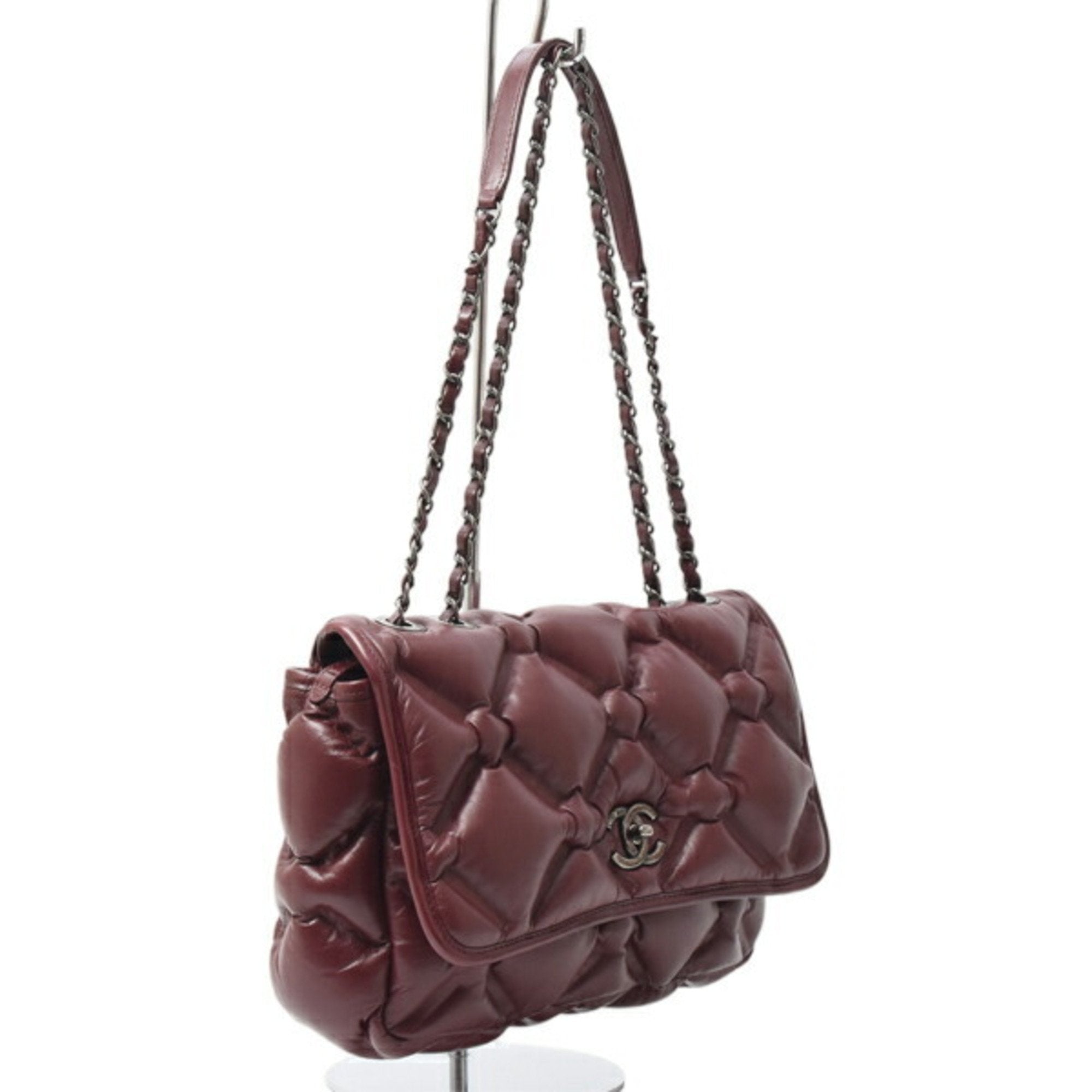 Chanel Matelasse Bordeaux Leather Shoulder Bag (Pre-Owned)