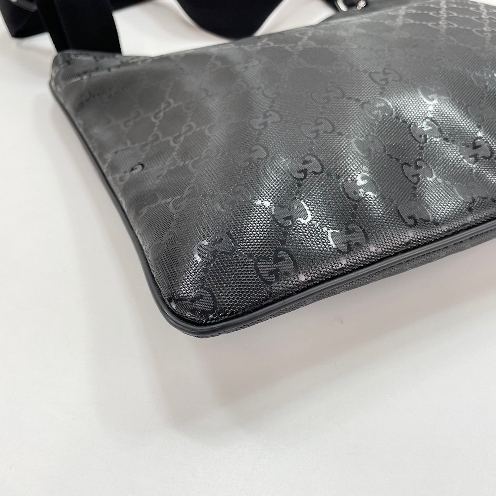 Gucci Gg Imprimé Black Gg Imprimé Shoulder Bag (Pre-Owned)