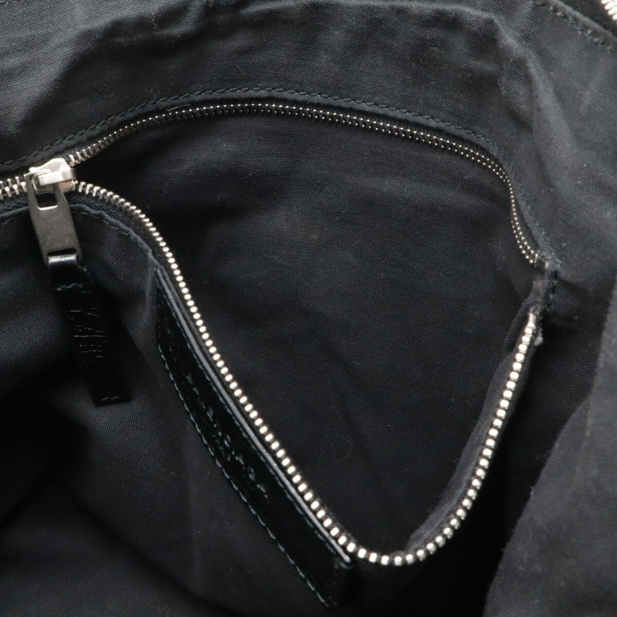 Balenciaga Black Leather Shoulder Bag (Pre-Owned)