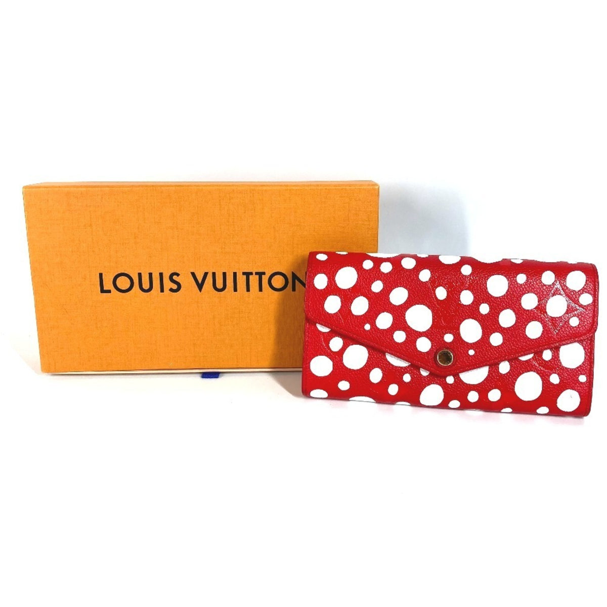 Louis Vuitton Red Color White Leather Long Wallet (Bi-Fold) (Pre-Owned)