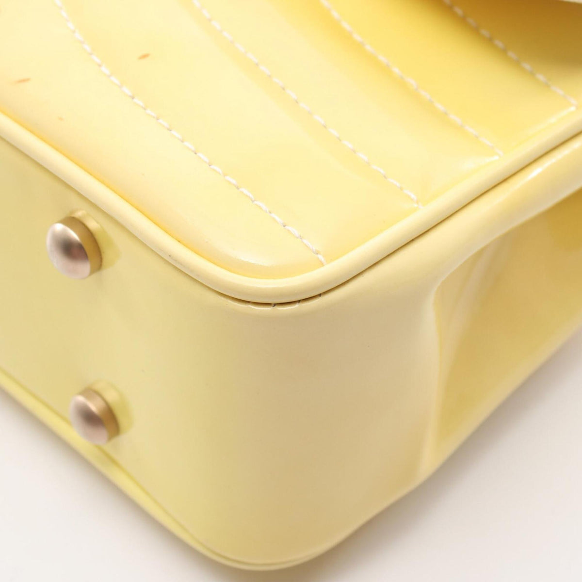 Chanel Yellow Patent Leather Handbag Shoulder Bag (Pre-Owned)