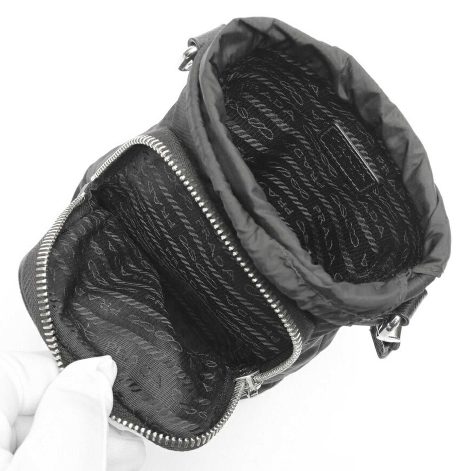 Prada Black Fabric Shoulder Bag (Pre-Owned)
