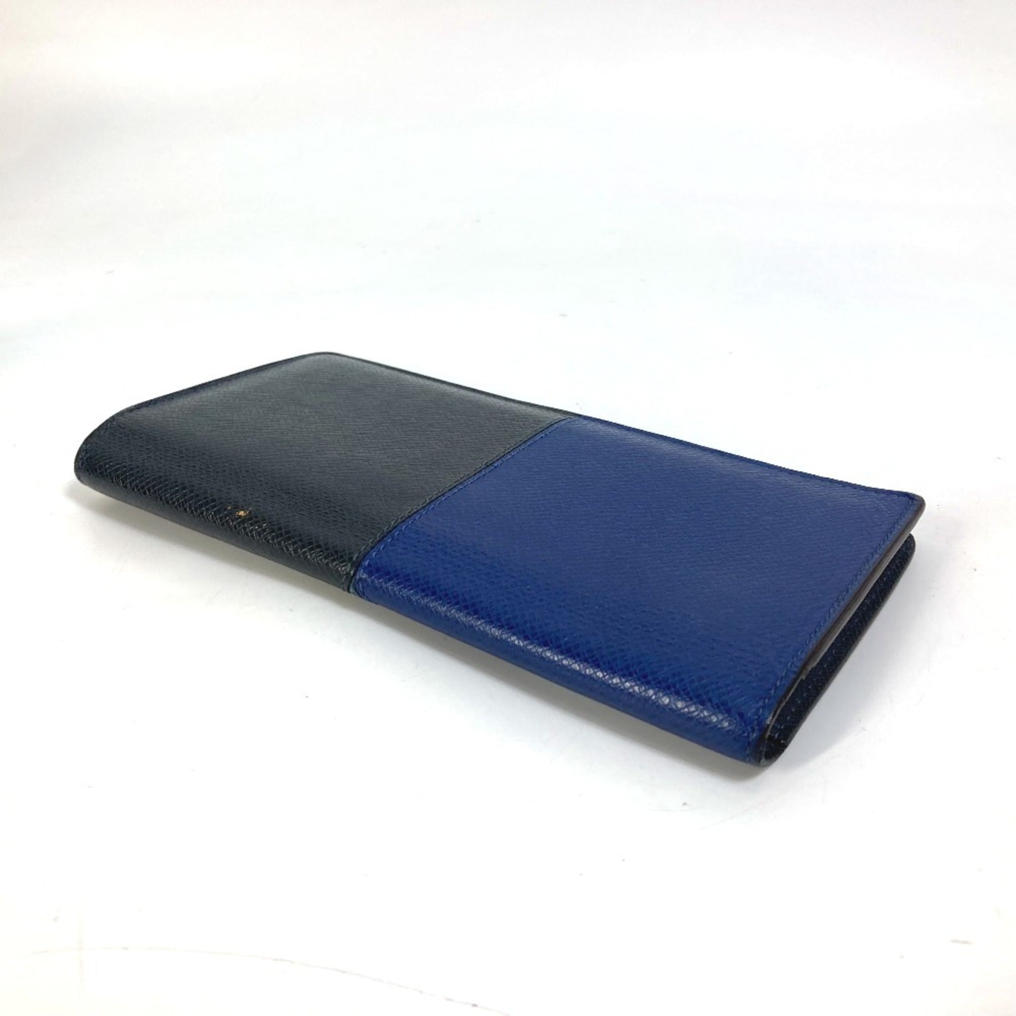Louis Vuitton Taiga Blue Navy Taiga Leather Long Wallet (Bi-Fold) (Pre-Owned)