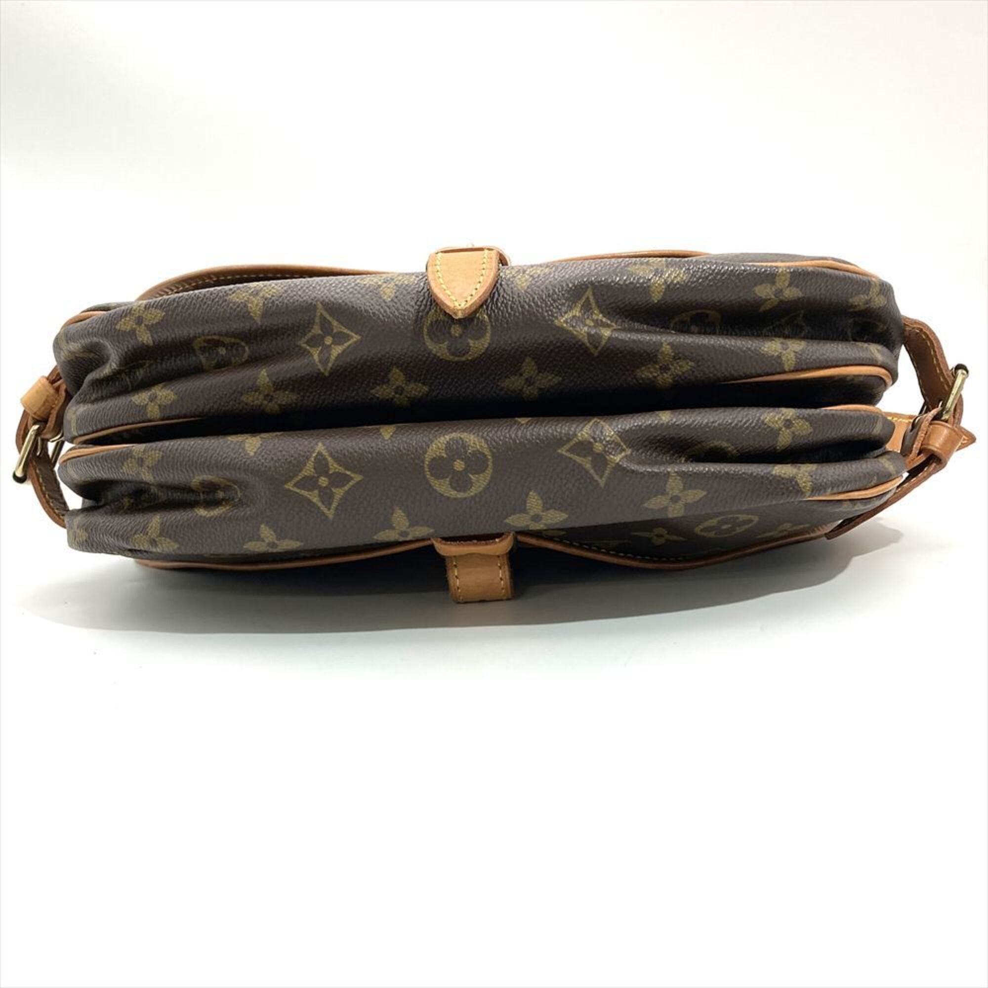 Louis Vuitton Brown Monogram Monogram Shoulder Bag (Pre-Owned)