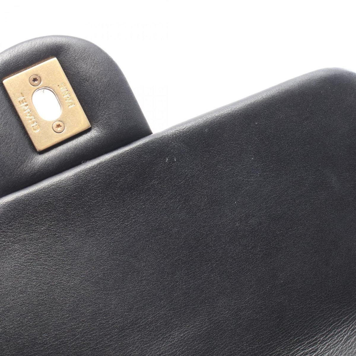 Chanel Black Leather Handbag Shoulder Bag (Pre-Owned)