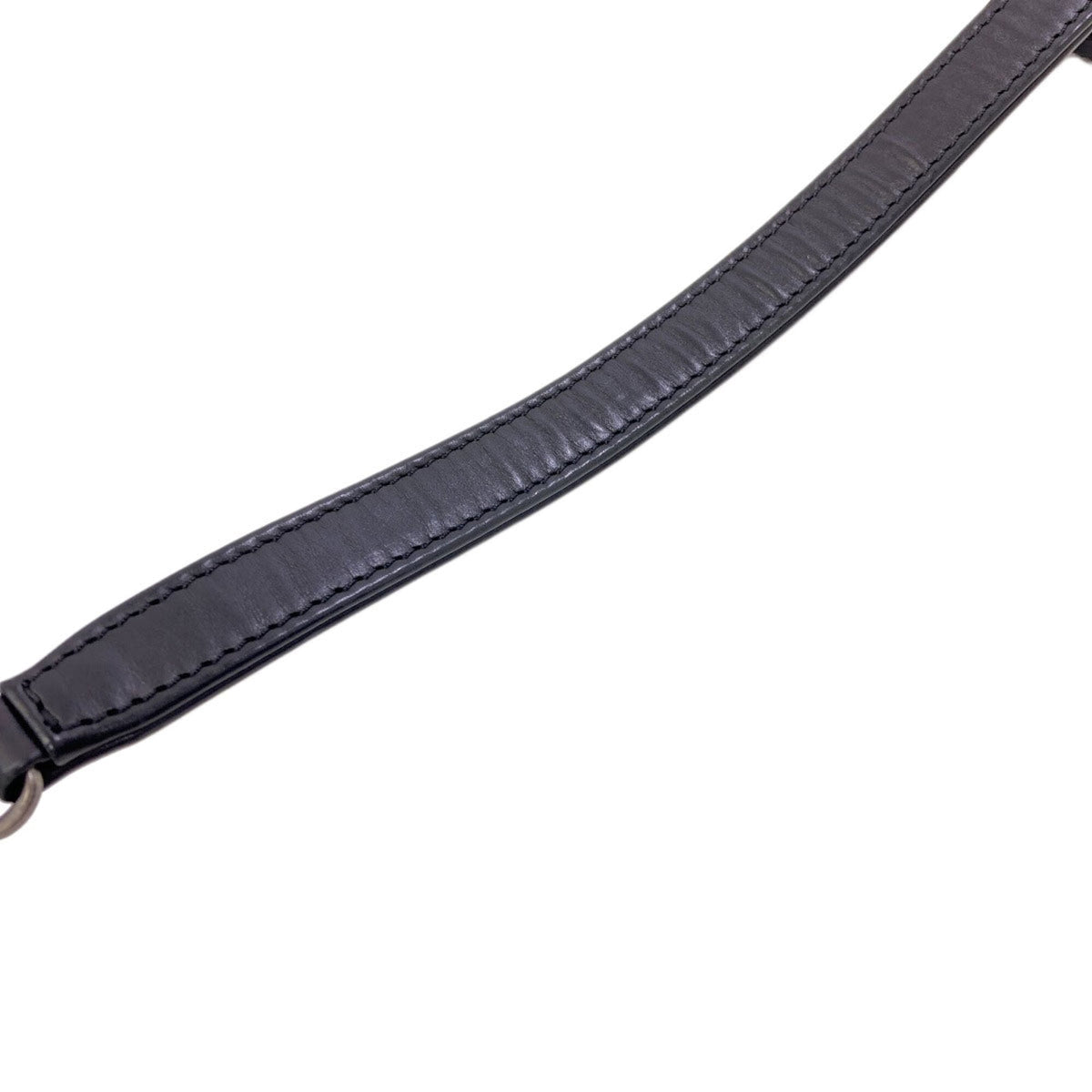 Chanel Black Leather Shoulder Bag (Pre-Owned)