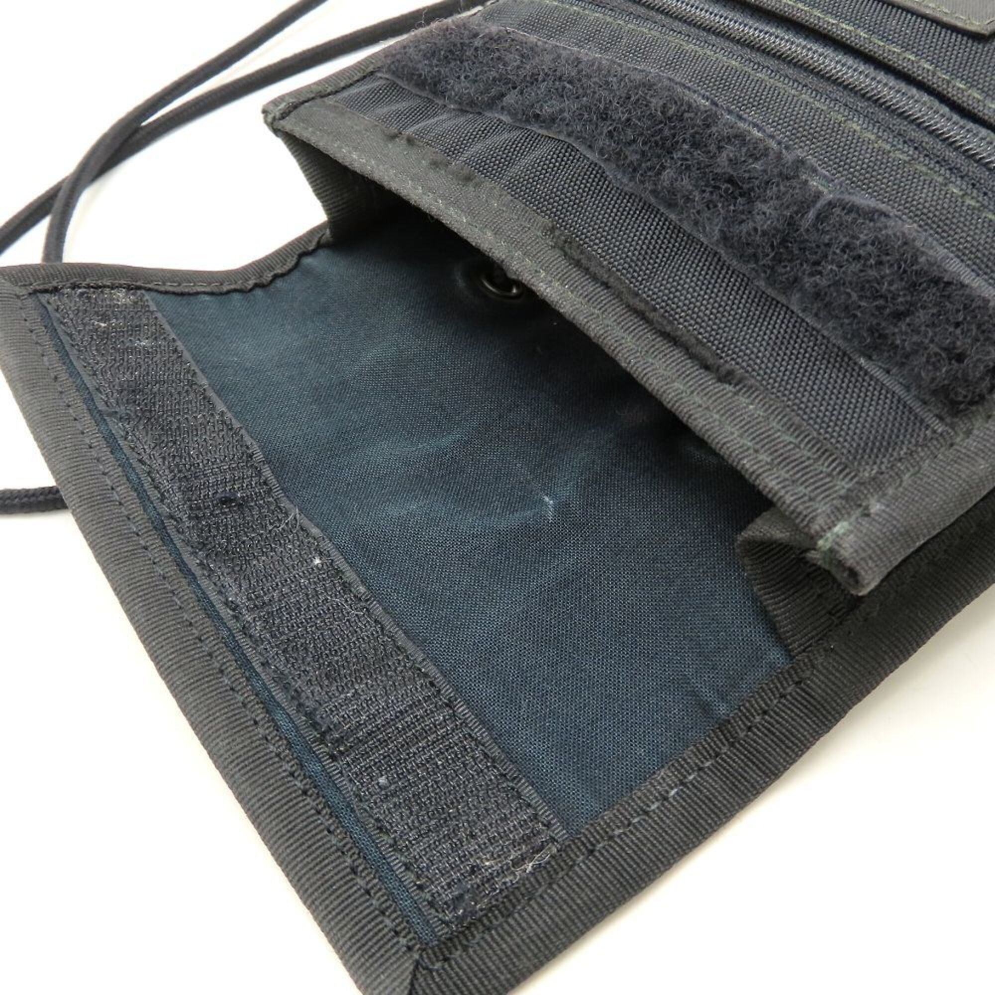 Balenciaga Black Nylon Canvas Shoulder Bag (Pre-Owned)