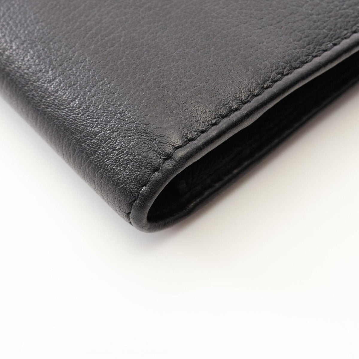 Chanel Black Leather Long Wallet (Bi-Fold) (Pre-Owned)