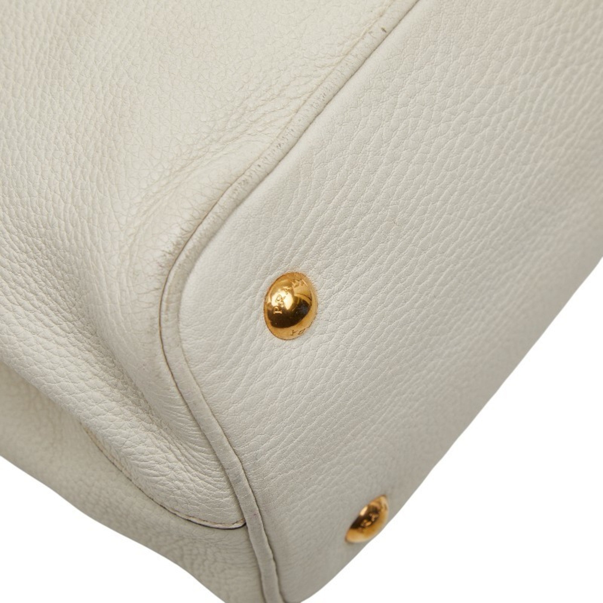 Prada White Leather Handbag Shoulder Bag (Pre-Owned)