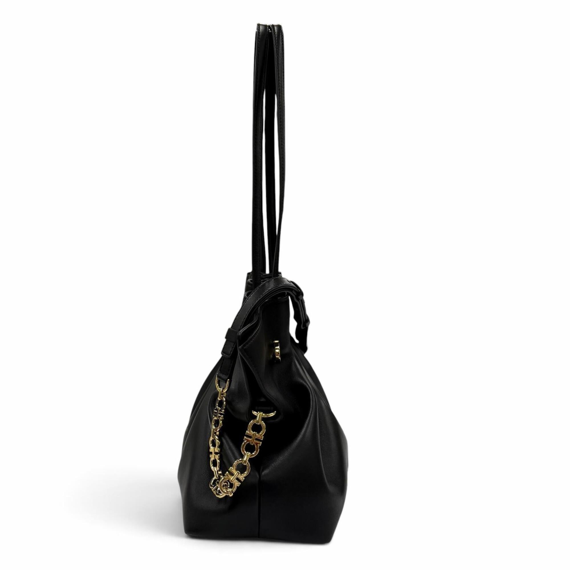 Salvatore Ferragamo Black Leather Shoulder Bag Tote Bag (Pre-Owned)