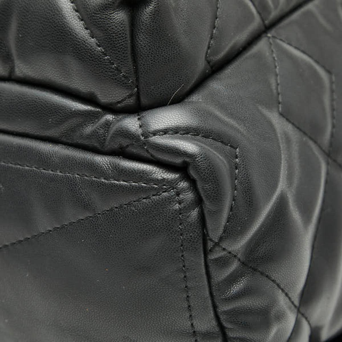 Marc Jacobs Black Quilting Backpack (Pre-Owned)