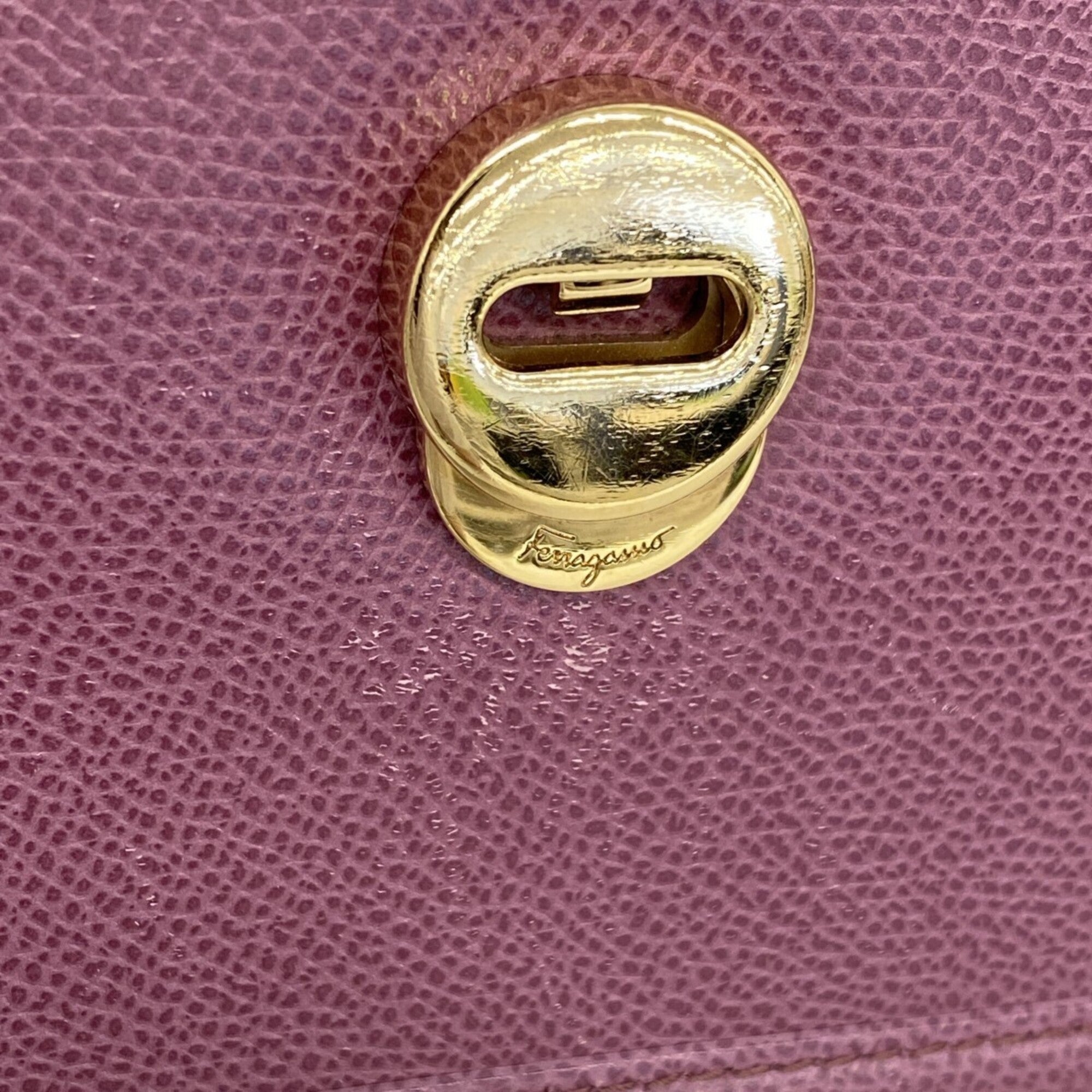 Salvatore Ferragamo Purple Leather Shoulder Bag (Pre-Owned)