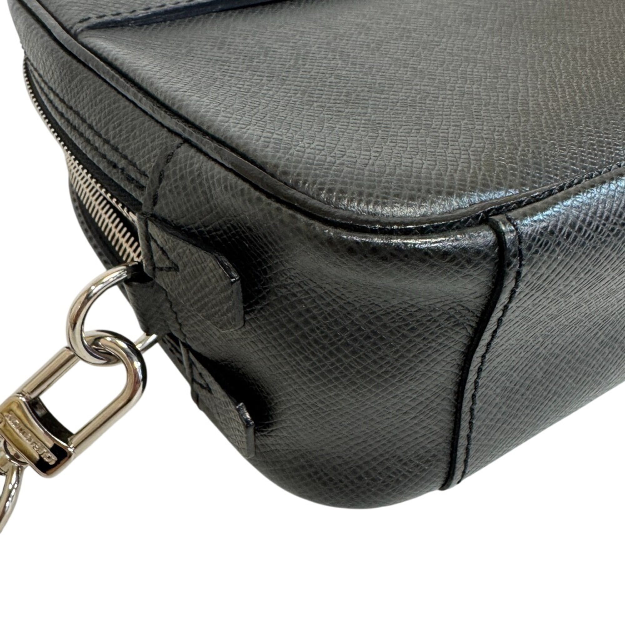 Louis Vuitton Ardoise Black Taiga Leather Clutch Bag Pouch (Pre-Owned)