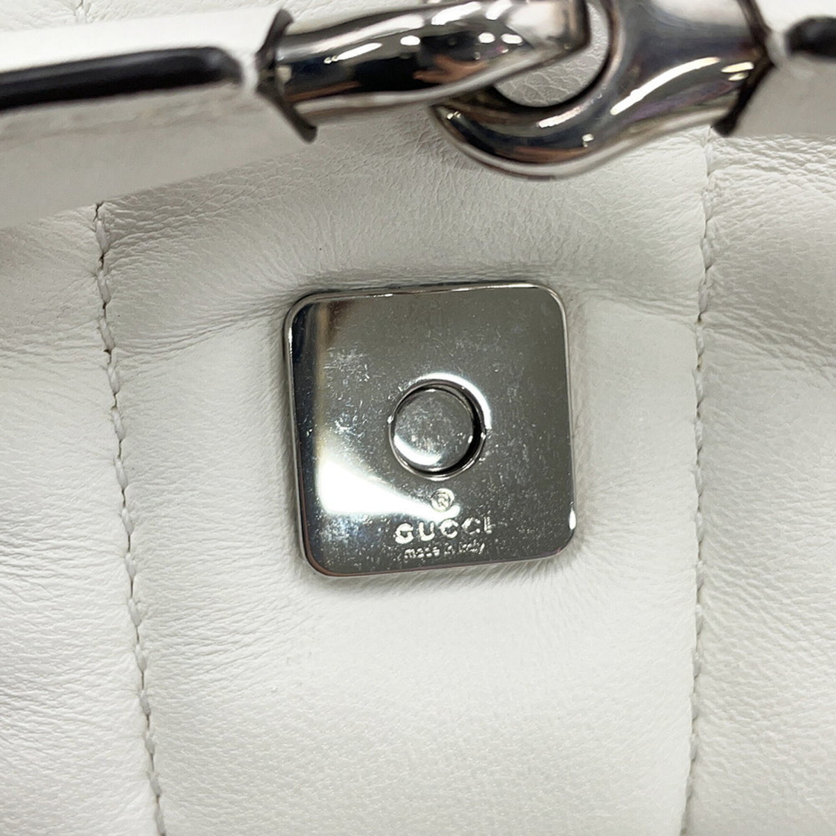 Gucci Horsebit White Leather Handbag (Pre-Owned)