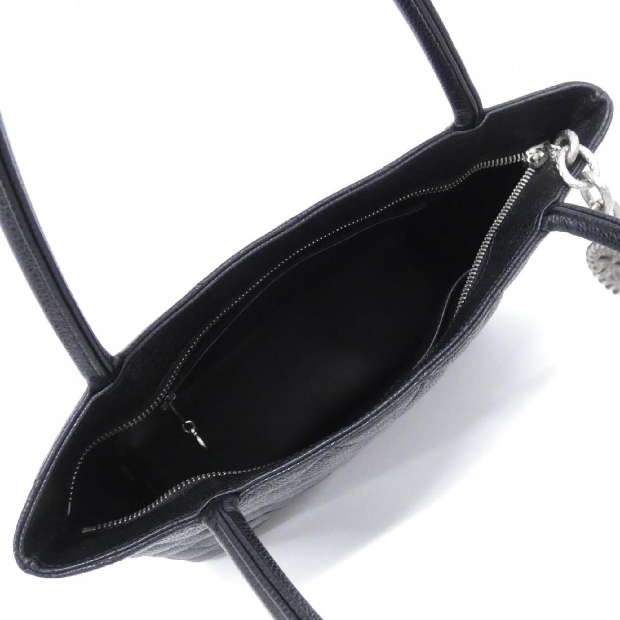 Chanel Black Grained Calfskin Handbag (Pre-Owned)