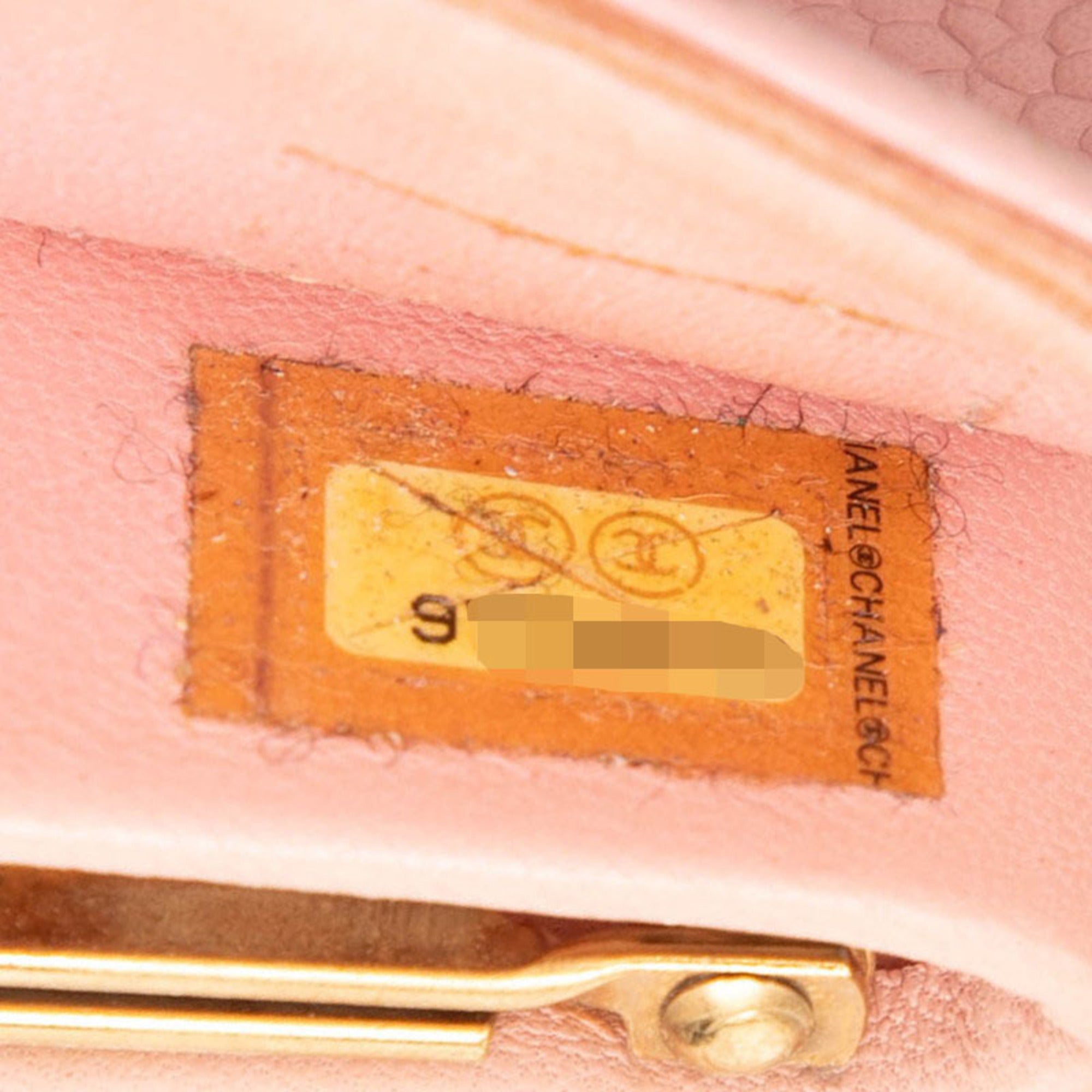 Chanel Pink Grained Calfskin Wallet (Bi-Fold) (Pre-Owned)