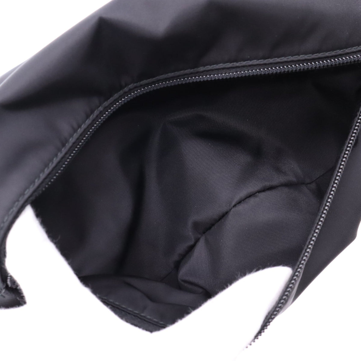 Prada Saffiano Black Nylon Saffiano Shoulder Bag (Pre-Owned)