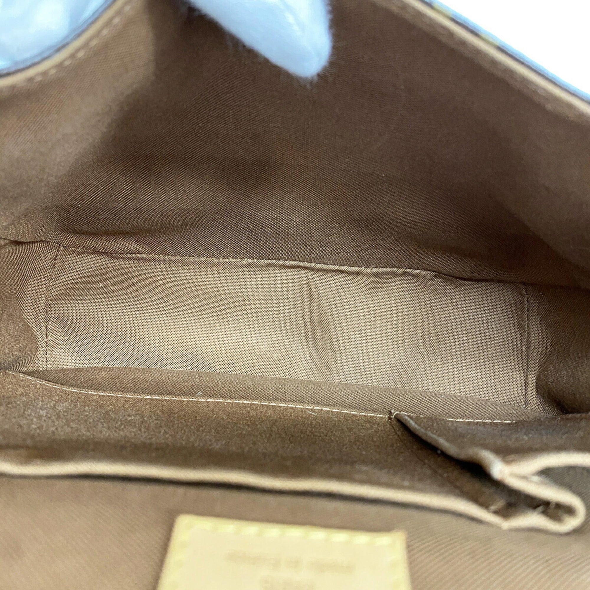 Louis Vuitton Brown Shoulder Bag (Pre-Owned)
