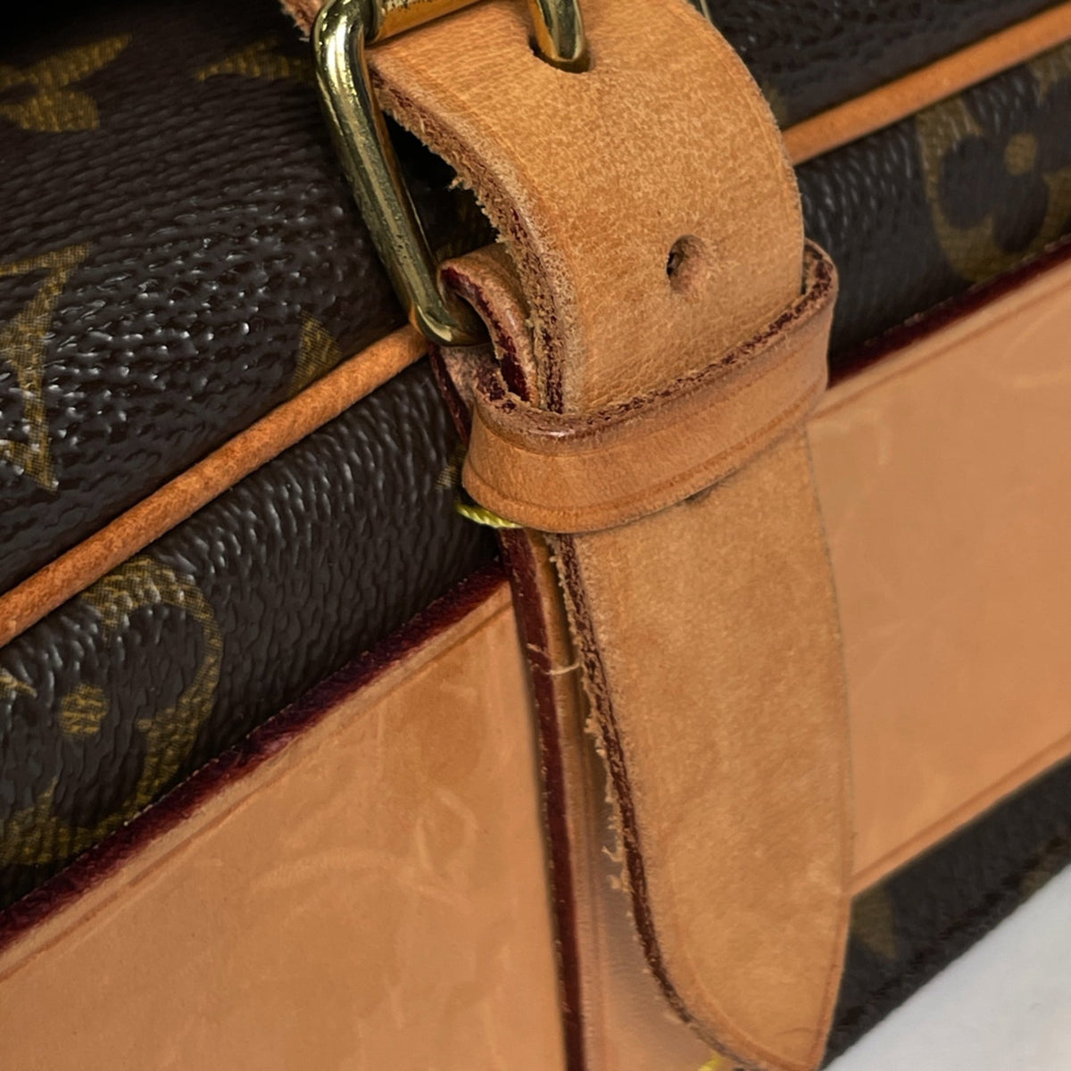 Louis Vuitton Monogram Brown Monogram Shoulder Bag (Pre-Owned)