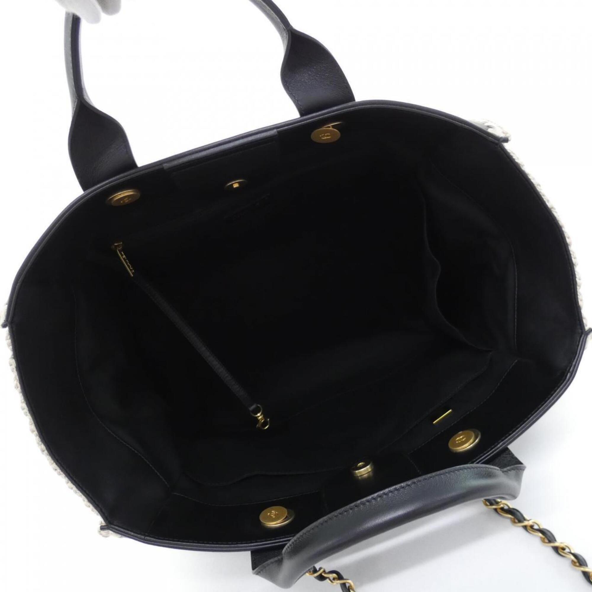 Chanel Black Gray Leather Knit Handbag (Pre-Owned)