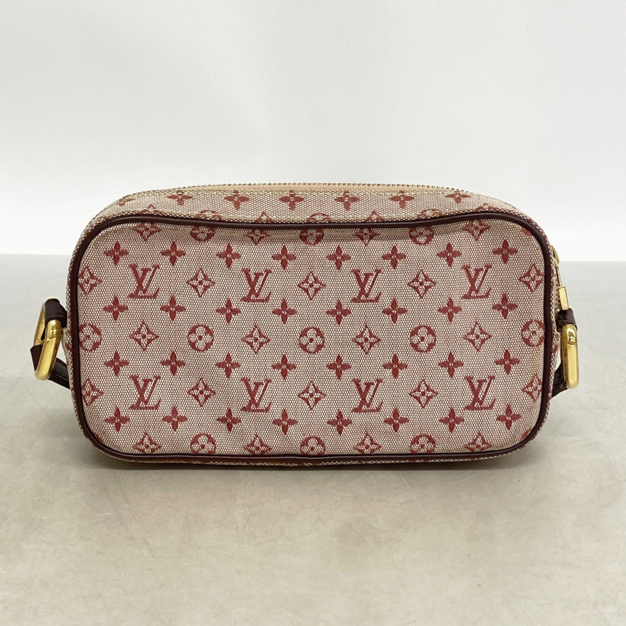 Louis Vuitton Cerise Shoulder Bag (Pre-Owned)