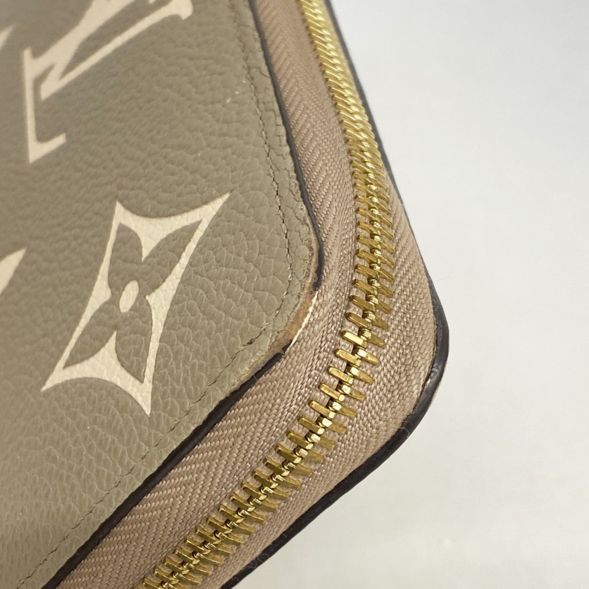 Louis Vuitton Cream Tourterelle Long Wallet (Bi-Fold) (Pre-Owned)