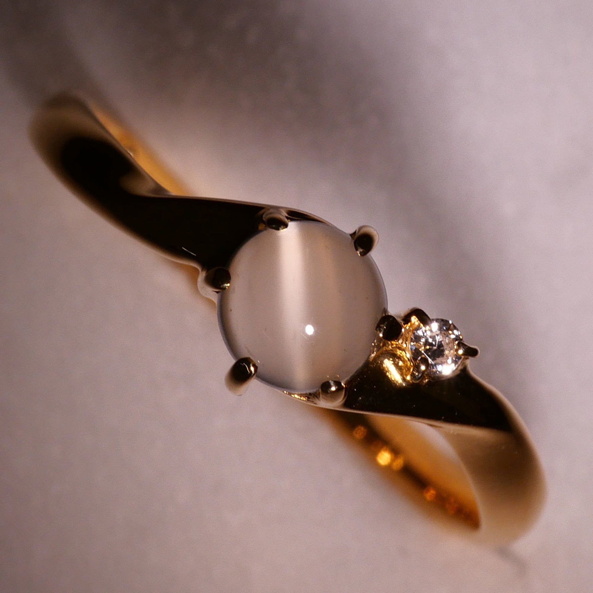 Unbranded Yellow Gold Yellow Gold (18K) Band Ring (Pre-Owned)