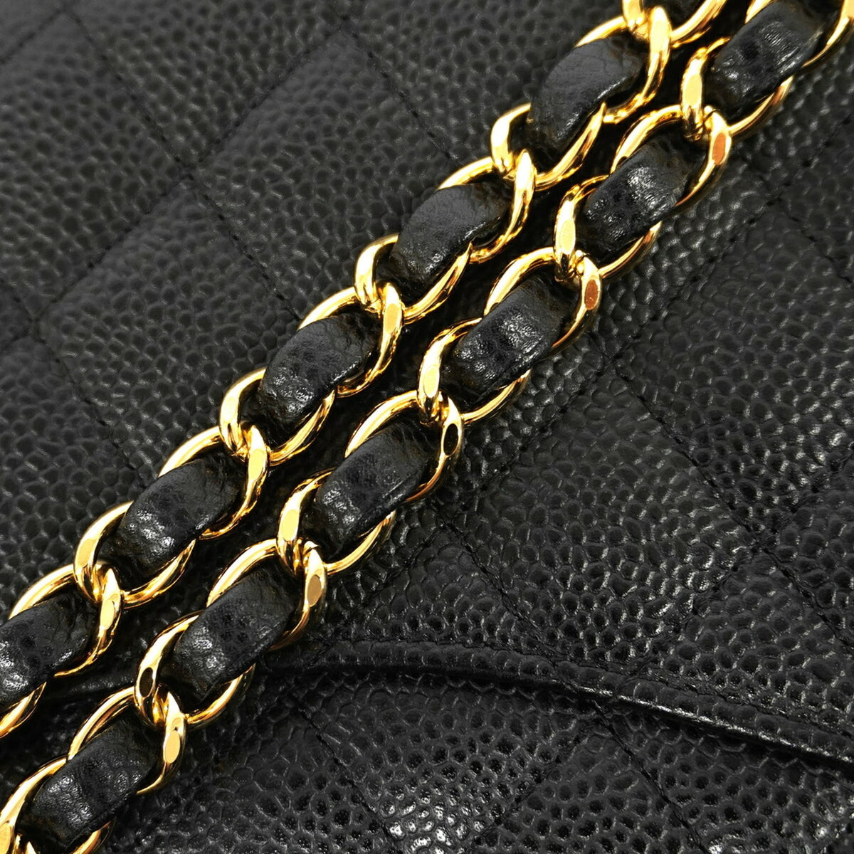 Chanel Black Grained Calfskin Shoulder Bag (Pre-Owned)