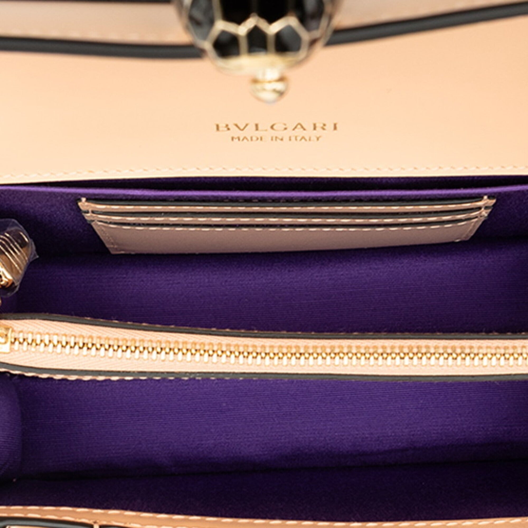 Bvlgari Beige Leather Shoulder Bag (Pre-Owned)