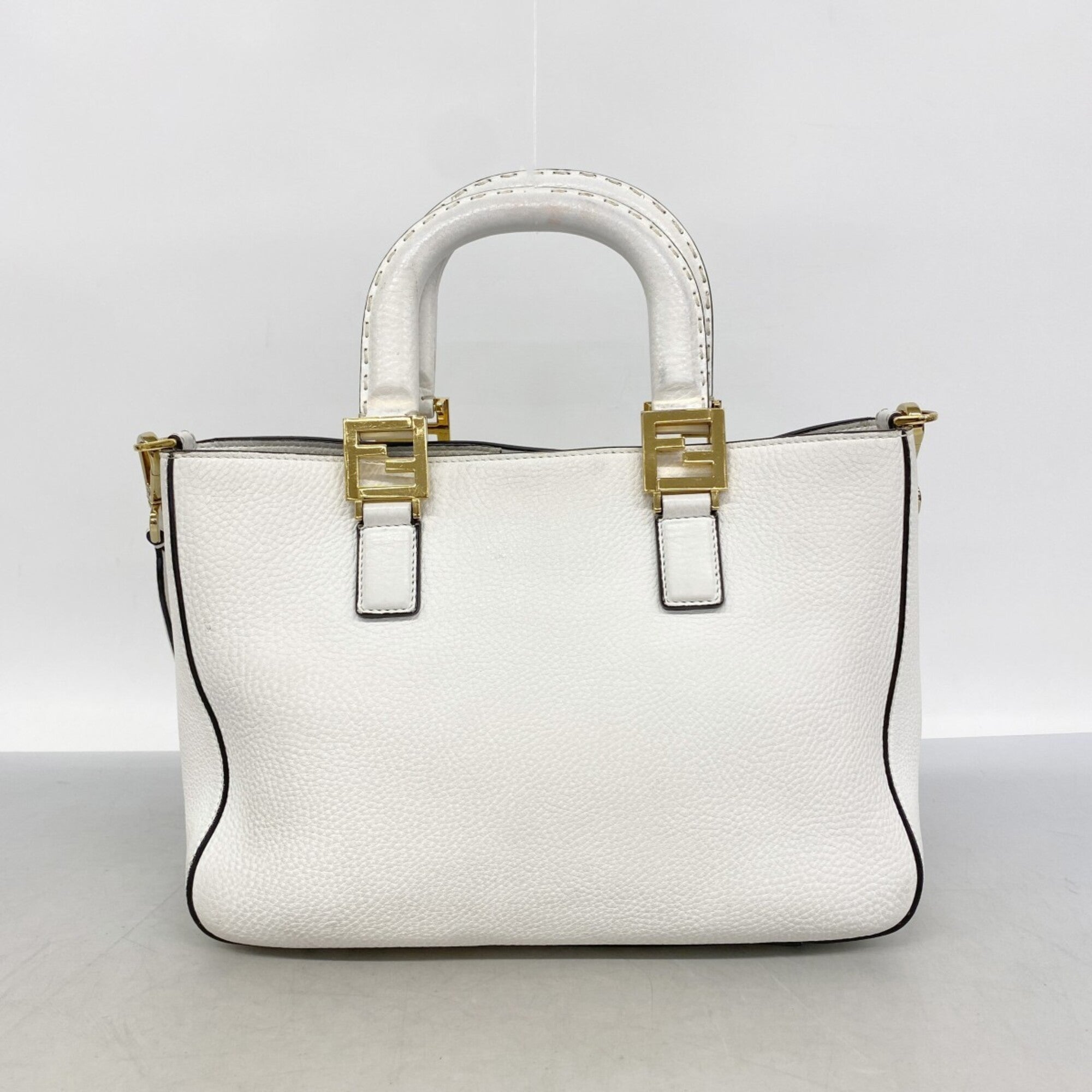 Fendi White Leather Handbag (Pre-Owned)