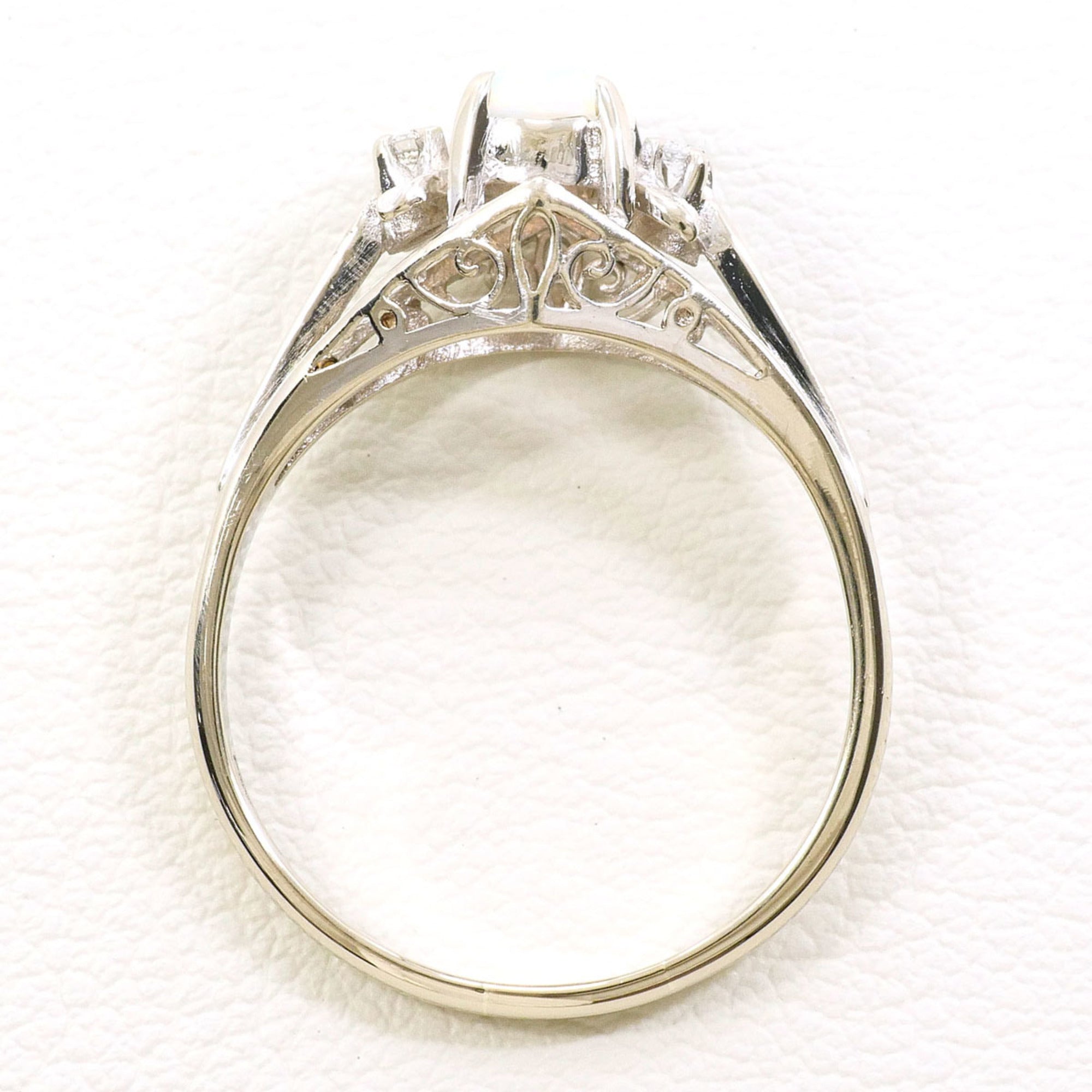 Unbranded White Gold White Gold (14K) Band Ring (Pre-Owned)