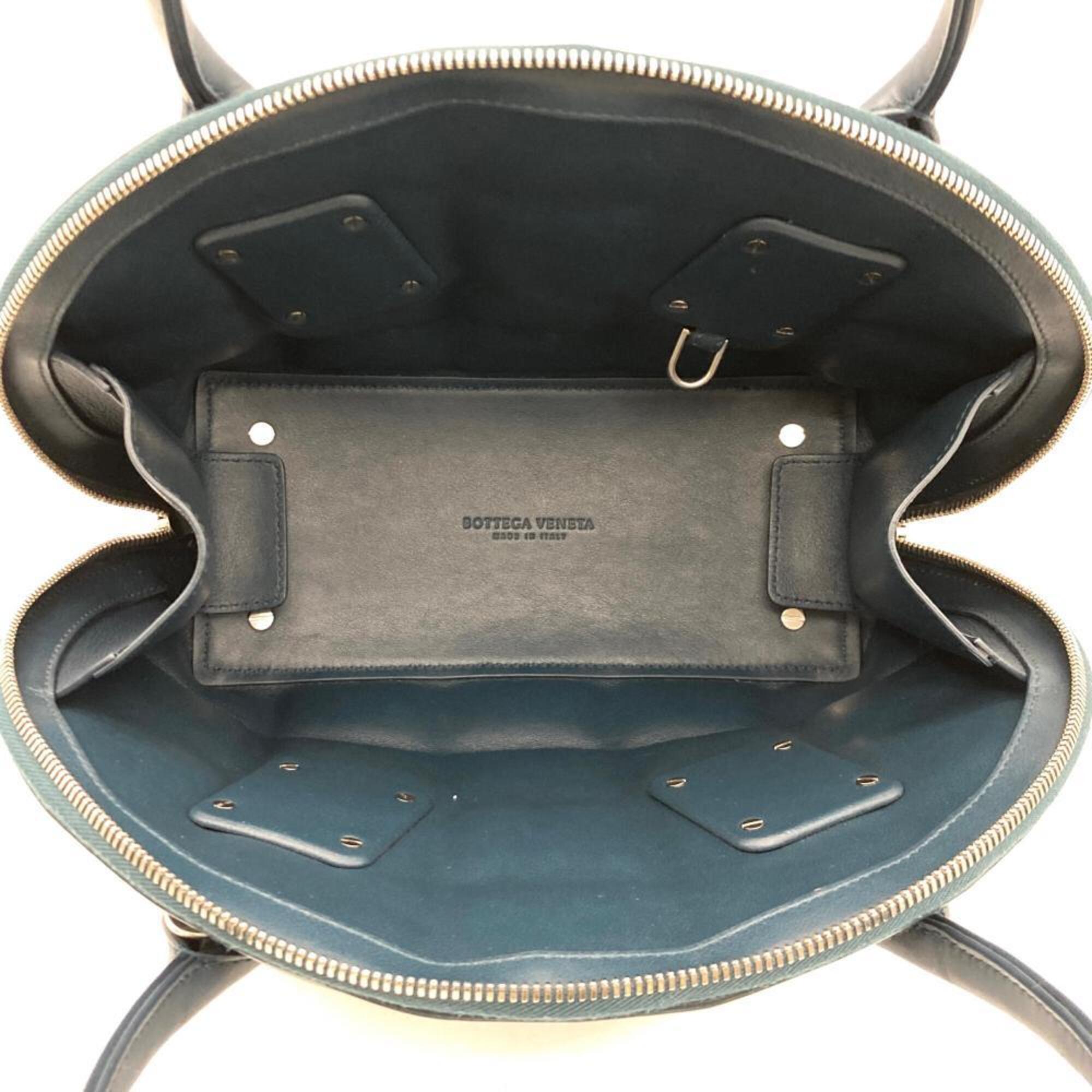 Bottega Veneta Navy Leather Shoulder Bag (Pre-Owned)