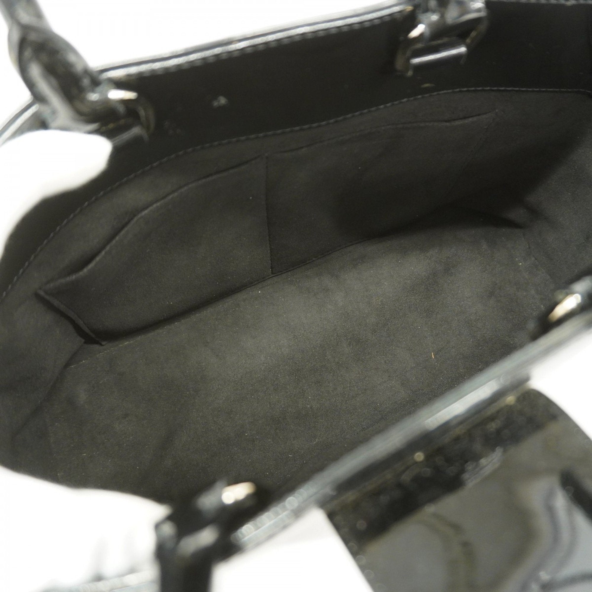 Louis Vuitton Noir Handbag (Pre-Owned)