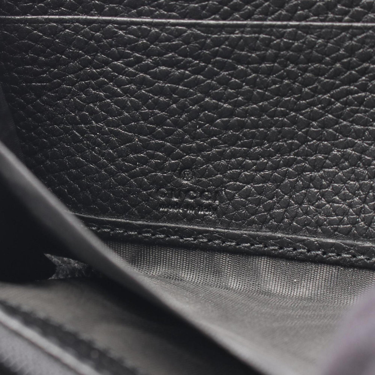 Gucci Black Leather Long Wallet (Bi-Fold) (Pre-Owned)