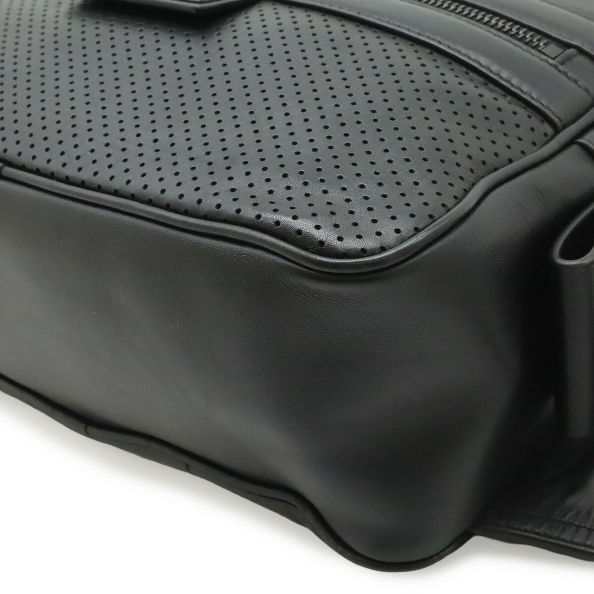 Bottega Veneta Black Leather Sling Bag (Pre-Owned)