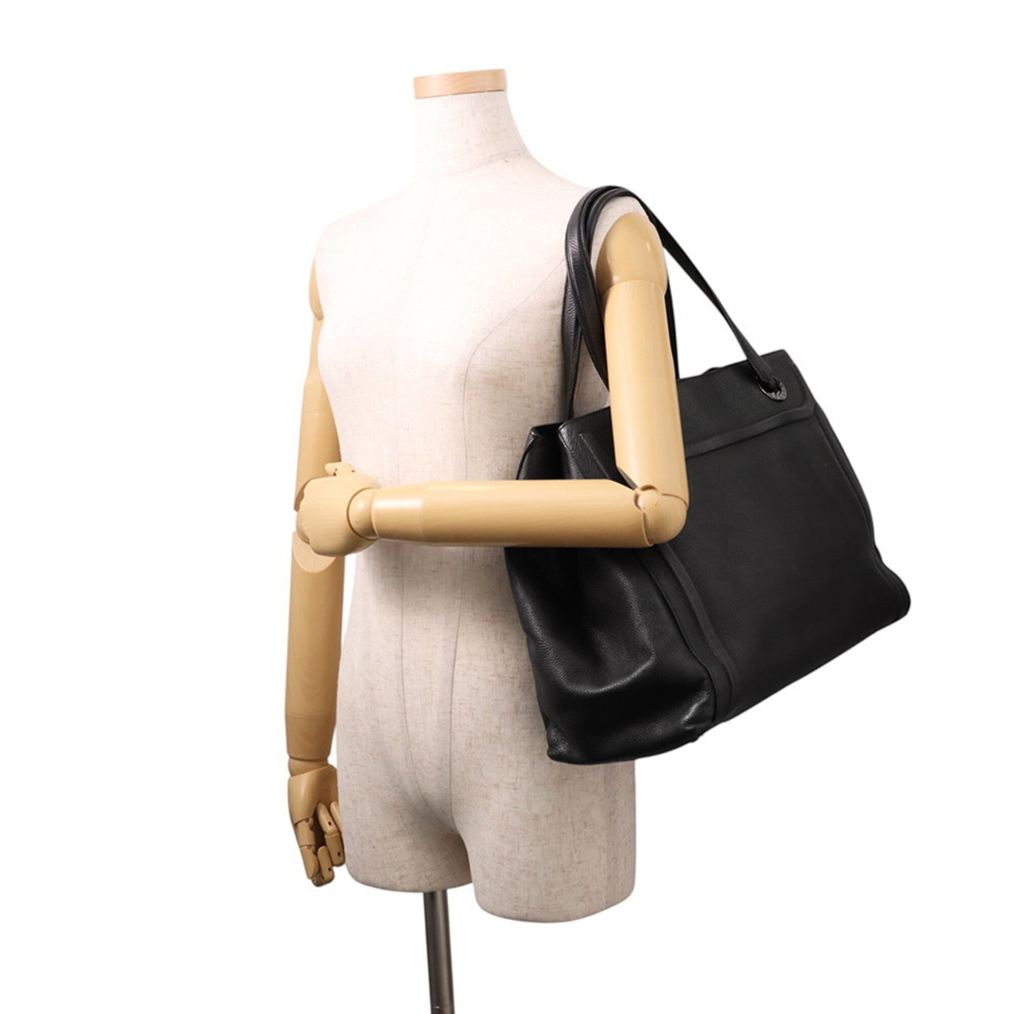 Bvlgari Black Leather Handbag Tote Bag (Pre-Owned)