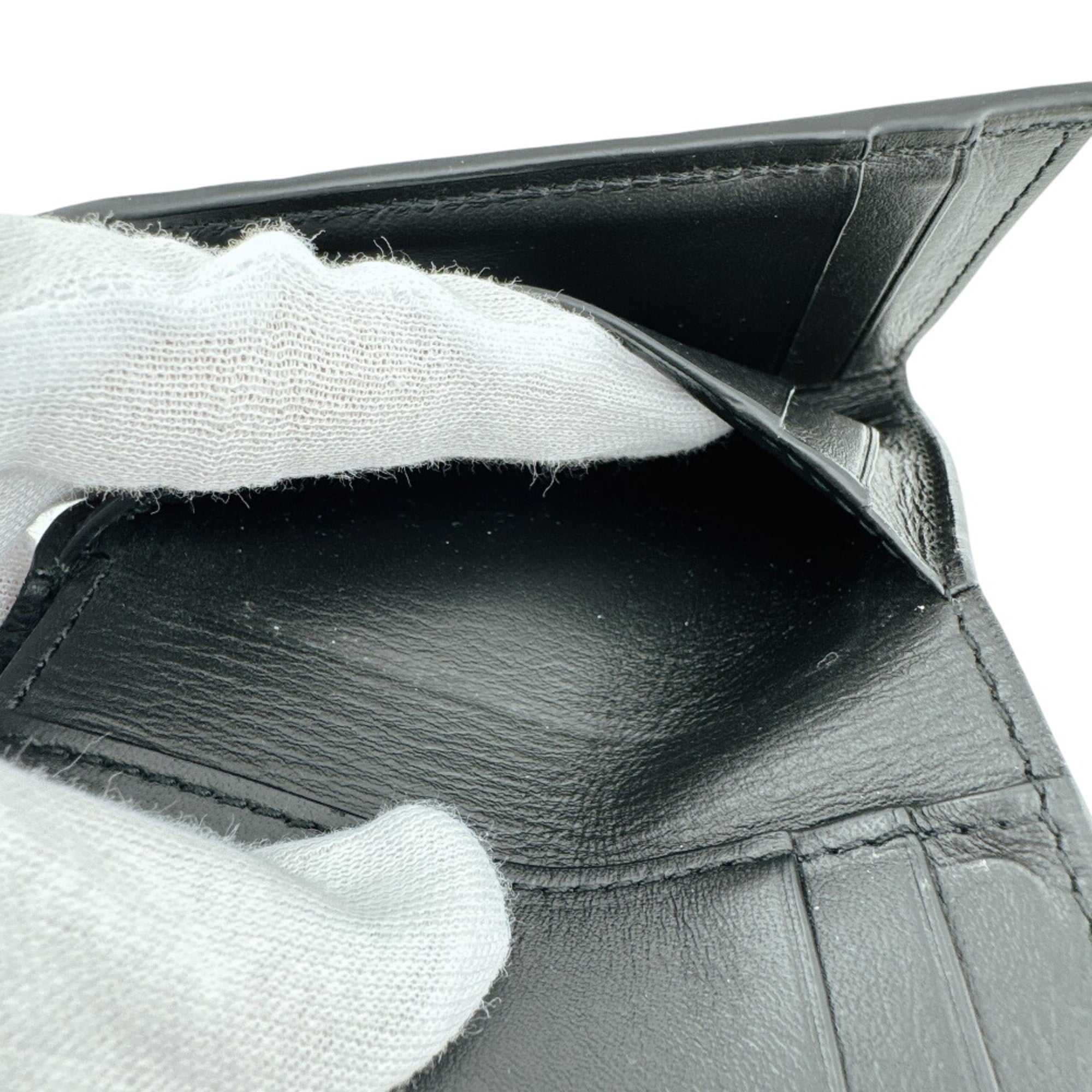 Loewe Black Leather Wallet (Tri-Fold) (Pre-Owned)